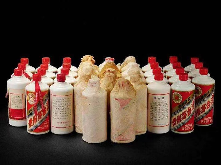 复兴日照岚山回收酒价格哪里回收(附近上门回收茅台酒）?